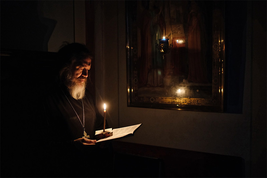 fantasies and emotions during prayer