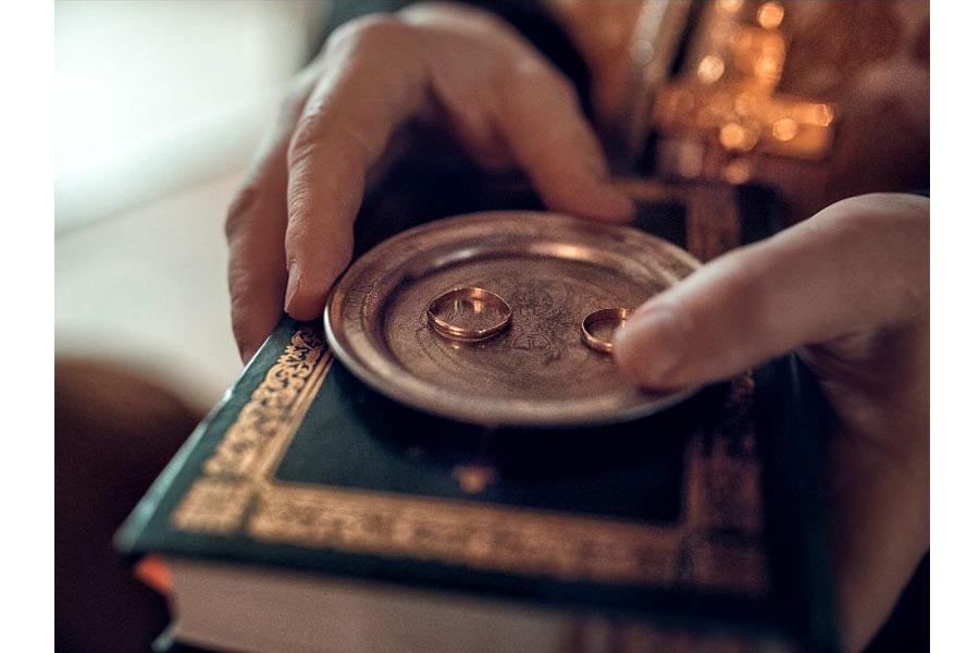 Clergy's Wedding Ring: Balancing Ministry & Family