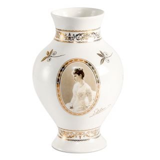 Ceramic vase with the photo of St Elisabeth the New Martyr