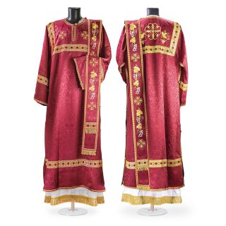 burgundy deacon vestment with orarion