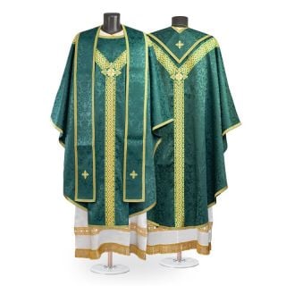 catholic vestment with Y-shape yoke