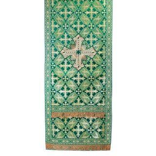 green and gold lectern cover with tassels 
