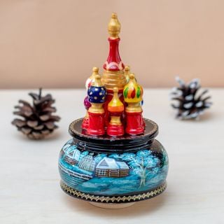 Music box with painted picteyr of a winter village