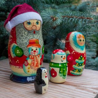 souvenir wooden Russian Santa with a Snowmaiden