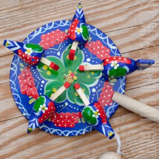 Pecking Chickens Folk Toy