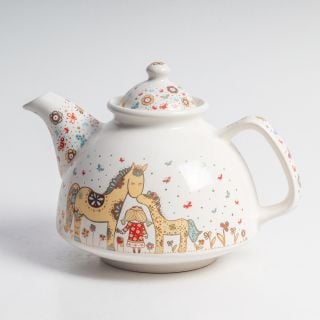 teapot with images of children's tale