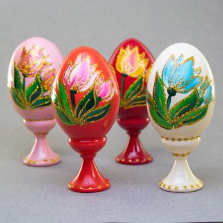 wooden hand-painted with spring tulips