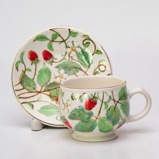 coffee cup with strawberry decor