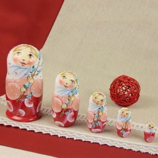 Festive Nesting Doll Set of 5