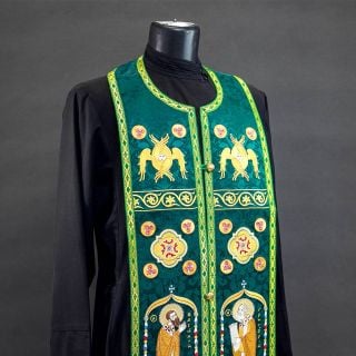 green decorative epitrachelion 
