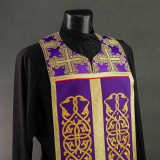 embroidered epitrachelion with red tassesls 