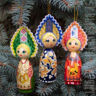 wooden doll in kokoshnik