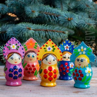Doll in Kokoshnik Magnet