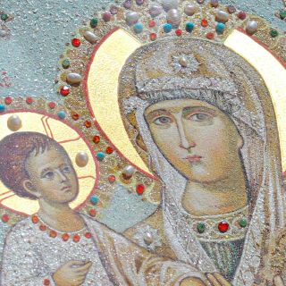 icon of semi-precious stones of the Mother of God “Of the Three Hands” with pearls and golden layer
