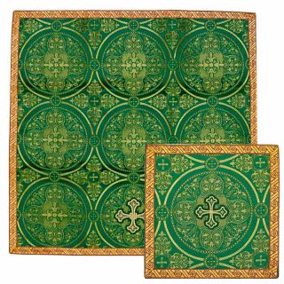 Chalice cover and burse from green brocade