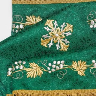 green holy communion table cover