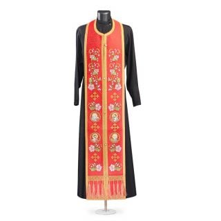 Silk Epitrachelion with embroidered flowers and Apostles Evangelists