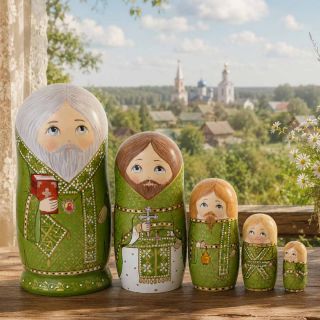 Сhurch clergy 5 piece nesting doll (red)
