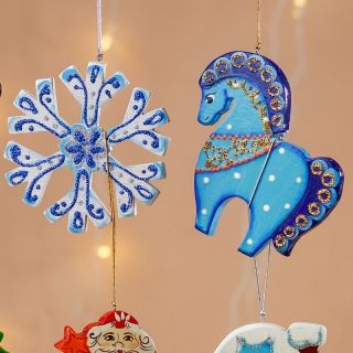 set of wooden hanging figurines 