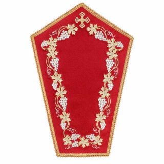 Yellow church napkin for the Holy Cross with embroidered silver grapes and cross