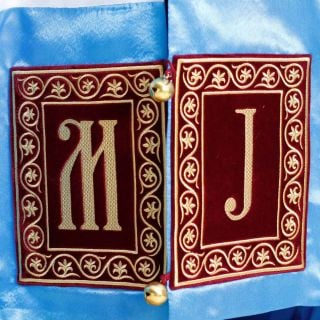 Velvet Set of Tablets (with Medallions)