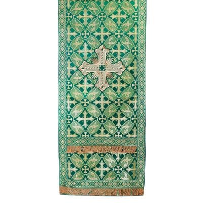 green and gold lectern cover with tassels 
