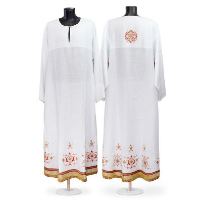 linen Podsakkosnik with embroidery on the lower hem