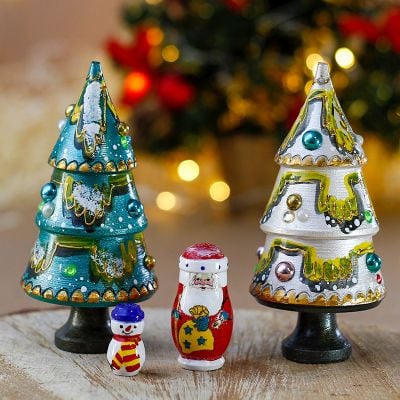 souvenir wooden Nesting Christmans Tree 
