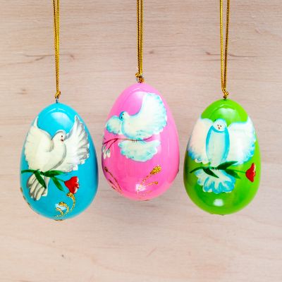 Easter hanging eggs with doves
