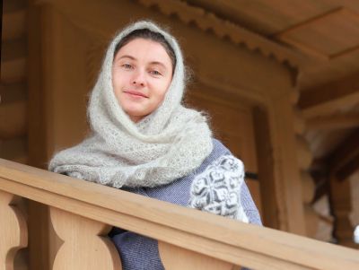 mint woolen shawl 