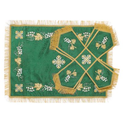 chalice covers and veil with embroidery with fringe