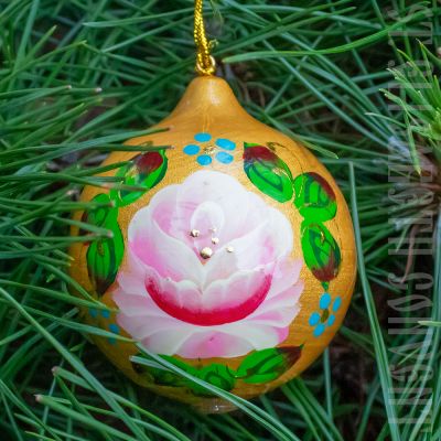 souvenir wooden bauble