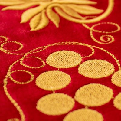 iliton with grapes embroidery