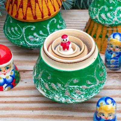 souvenir wooden Christmas Tree with Tinsel 