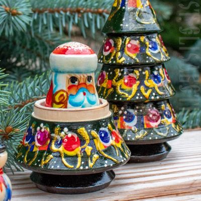 Christmas Tree with Gold Painting