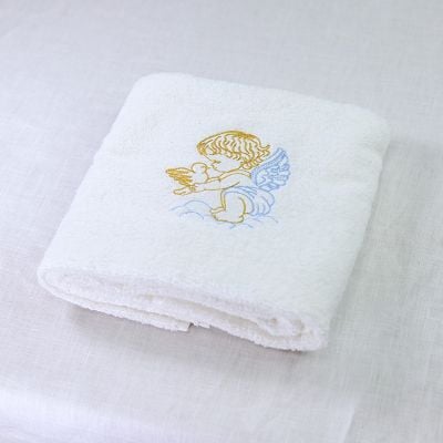 towel with an angel for babies 