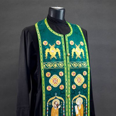green decorative epitrachelion 