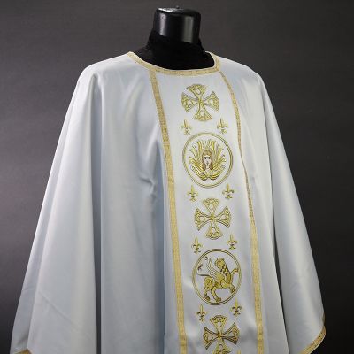 White Chasuble & Stole with Embroidery SH-23-43 