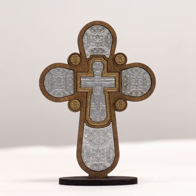 wooden cross to pray at home