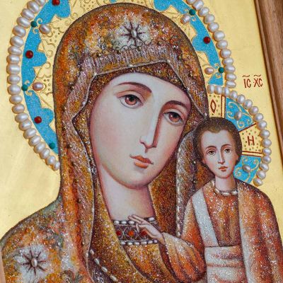 stone icon of the Theotokos of Kazan