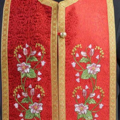 Silk Epitrachelion with embroidered flowers and Apostles Evangelists