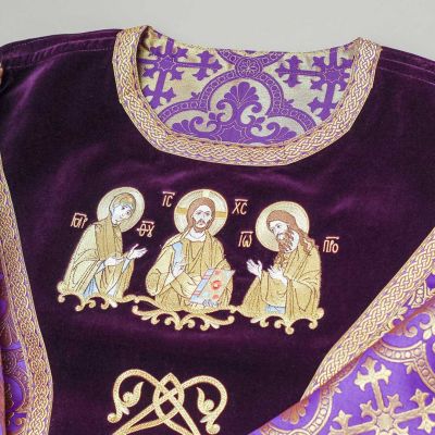 Red chasuble with embroidery and Golgotha embroidery 