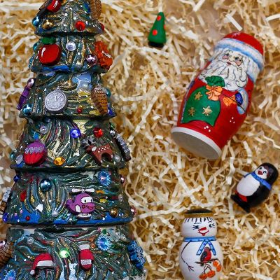 x-mas standing and hanging hand-painted decorations 
