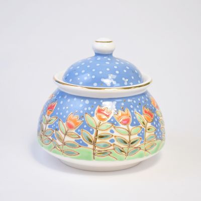 sugar bowl with foxes in the garden 