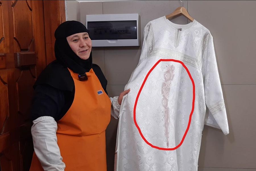 How To Remove Wine Stains From Your Vestments