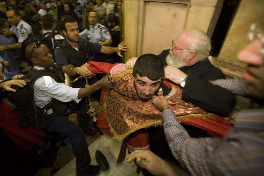The Dilemma of Self-Defence for Clergy